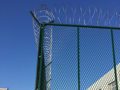 监狱钢网墙 - 安平县福嘉丝网制品有限公司图片2