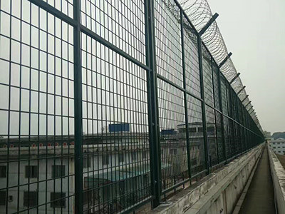 巡逻道隔离网 - 安平县福嘉丝网制品有限公司图片2