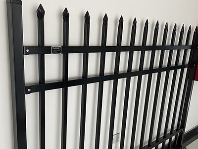 围墙栅栏